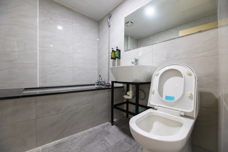 Bathroom 4, King Hot Spring Hotel, Yilan