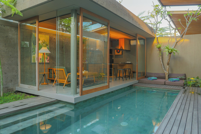 Swimming Pool 9