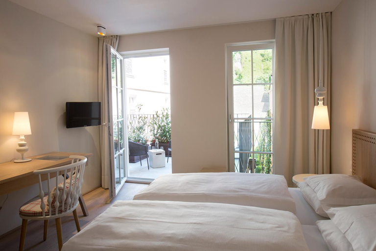 Bedroom 2, Genießerhotel Dollerer, Hallein