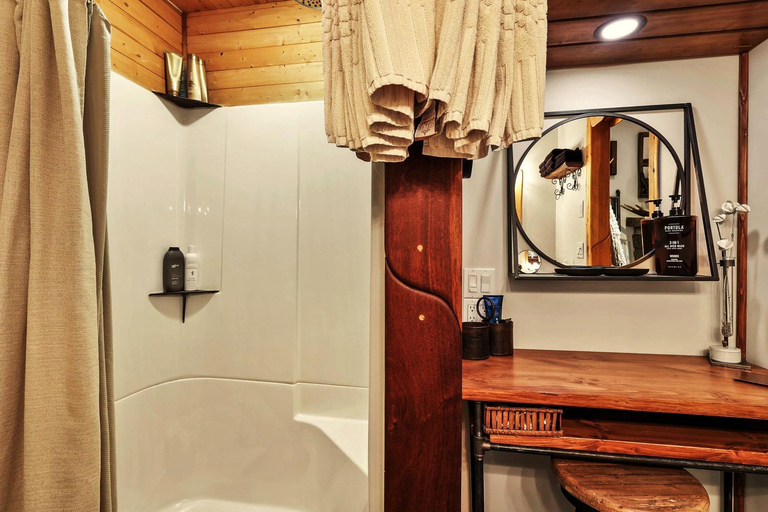 Others 5, A Suite Retreat - Beyond Bed & Breakfast, Thompson-Nicola