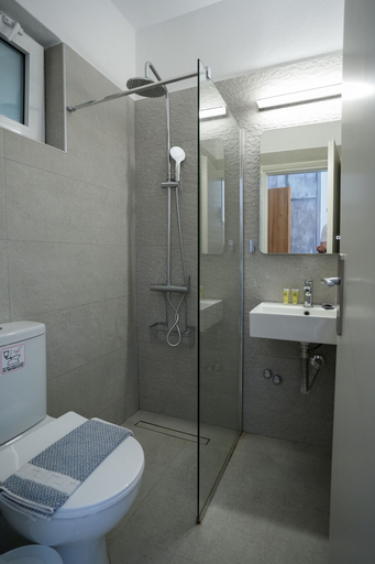 Bathroom, Pittas Studios, South Aegean