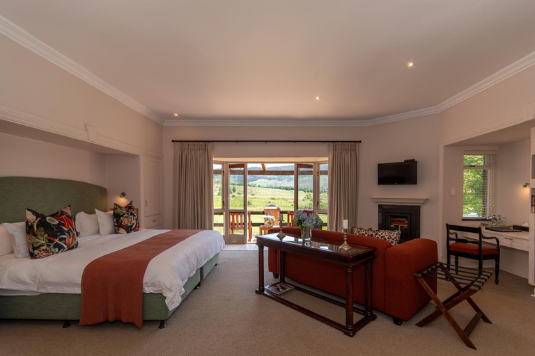 Bedroom 2, Walkersons Hotel and Spa, Nkangala