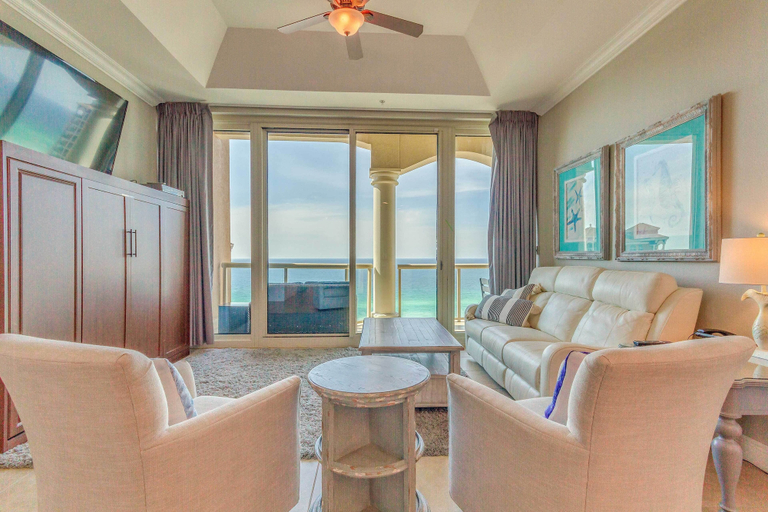 Others 1, Pensacola Beach Penthouse w/ View + Pool Access!, Escambia