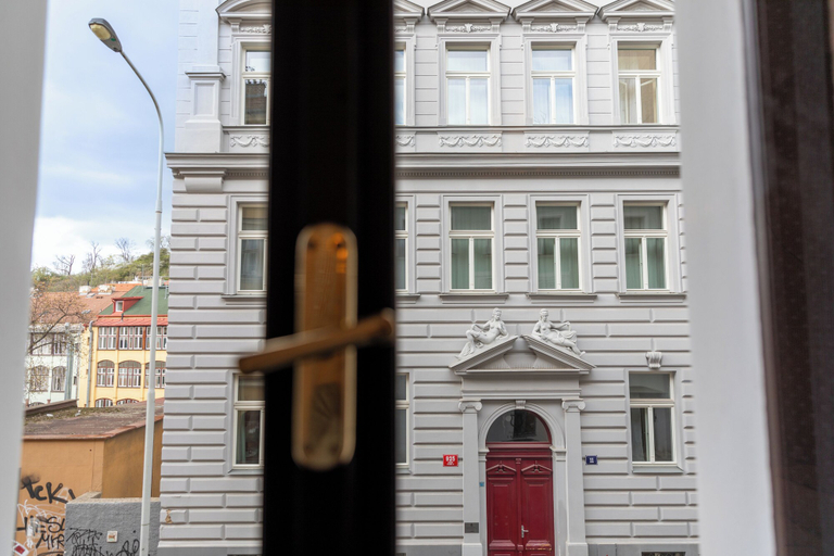 Exterior & Views 2, Sir Toby's Midtown - Hostel, Praha 8