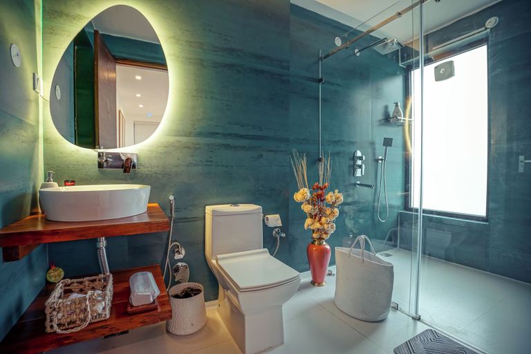 Bathroom 3, LaRiSa X Mountains & Martini Villa, Tehri Garhwal