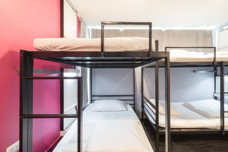 Bedroom 2, CheQinn Hostel Sukhumvit 4, Khlong Toey