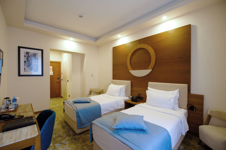 Bedroom 4, Hotel City Savoy, Belgrade