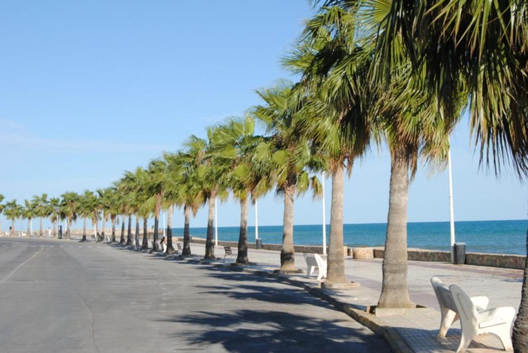 Others 2, Urb Palm Beach, Castellón