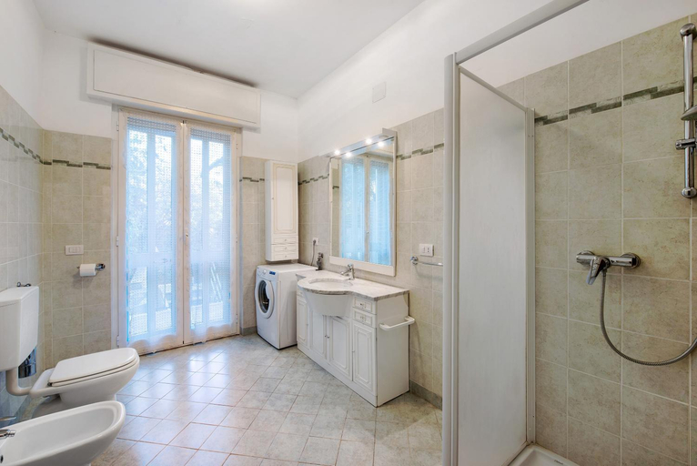 Bedroom 2, Tramontana, Savona