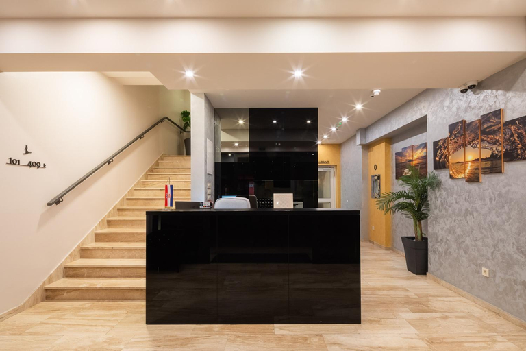 Public Area 3, Hotel Central Beach 9, Makarska