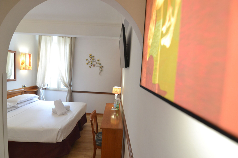 Bedroom 2, Hotel Santa Prassede, Roma