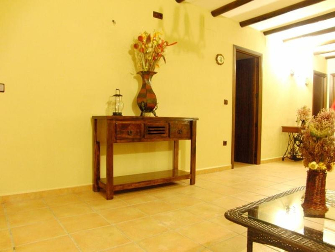 Others 4, Hotel El Romeral, Sevilla