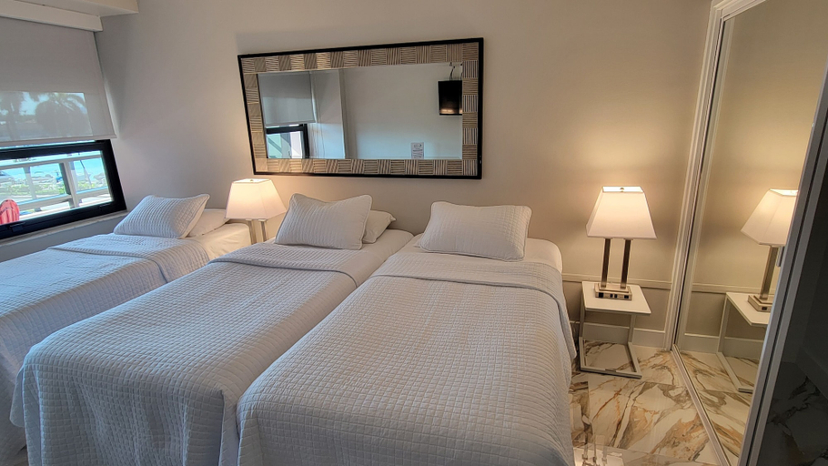Bedroom 3, Alexander 521 3 Bedroom Apts by RedAwning, Miami-Dade