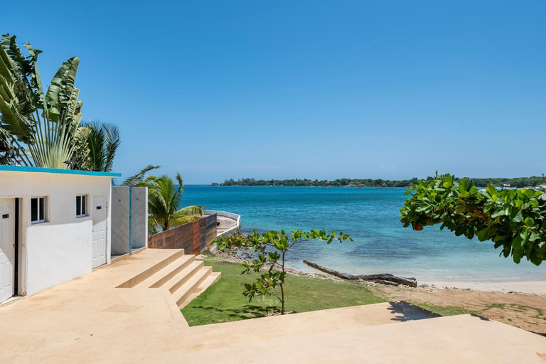 Others 3, Luxe Beach Resort