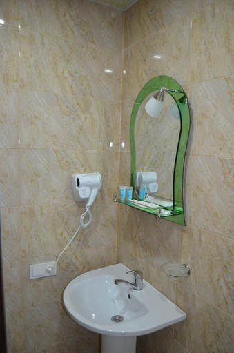 Bathroom 4, Hotel Svanseti, Mestia
