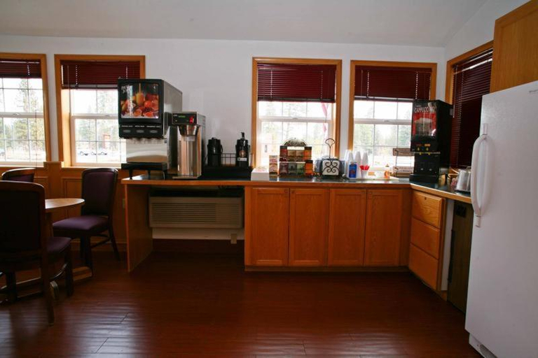 Food & Drinks, Sisters Inn And Suites, Deschutes