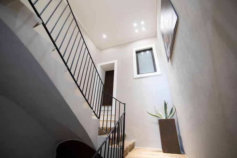 Others 5, Katana suites apartments, Catania