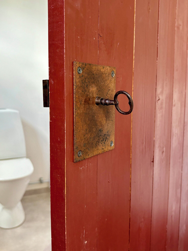 Bathroom 3, Lydde Gård, Mark