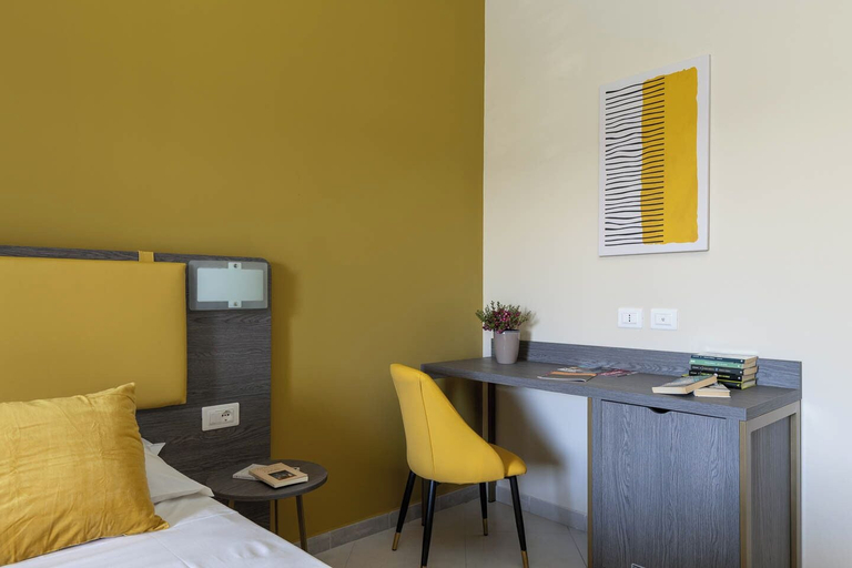 Bedroom 2, Tuscasì Aparthotel, Siena