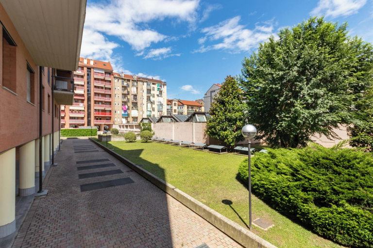 Exterior & Views, Studio con terrazzo vicino l'università, Torino