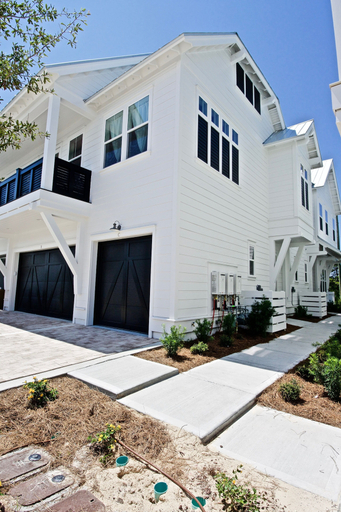 Exterior & Views 2, Steps to the Resort Style Pool & Across From The Big Chill, Walton