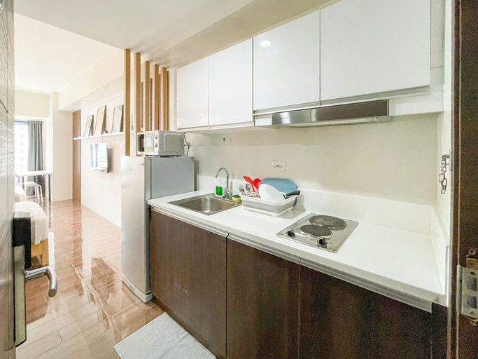 Dining Room 6