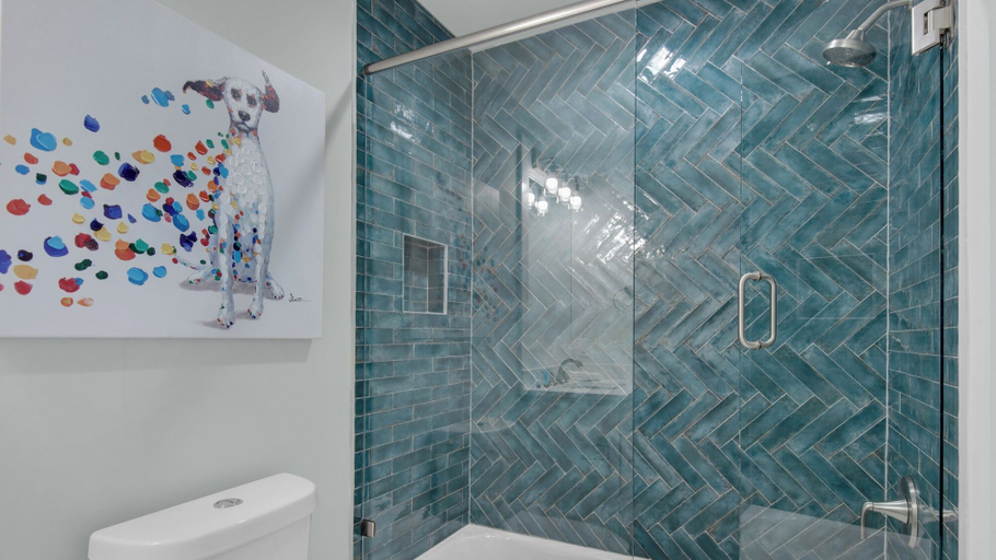 Bathroom 4, Designer Finishes, Arcade Room, Sleeps 14 & Next to Alys, Walton