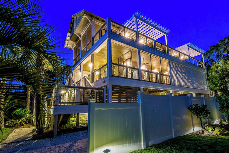 Exterior & Views 2, Large Private Pool & Short Walk to Beach! Outdoor Tv!!, Walton