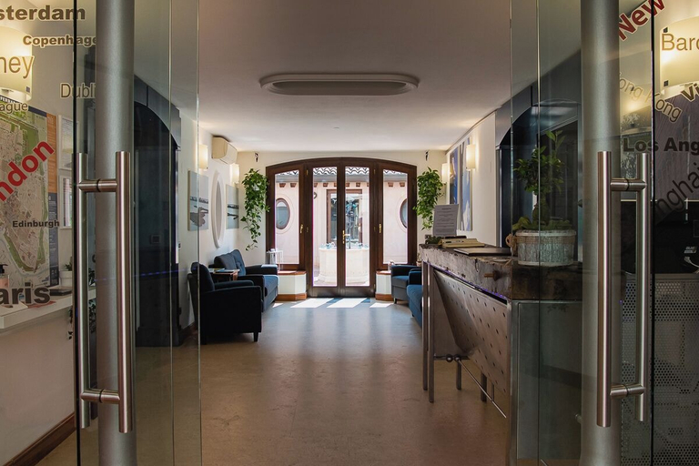 Others 4, Boutique Rooms 3.0, Ferrara