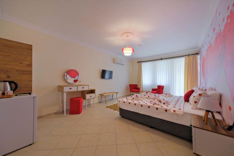 Bedroom 3, Larimar Suite Hotel, Fethiye