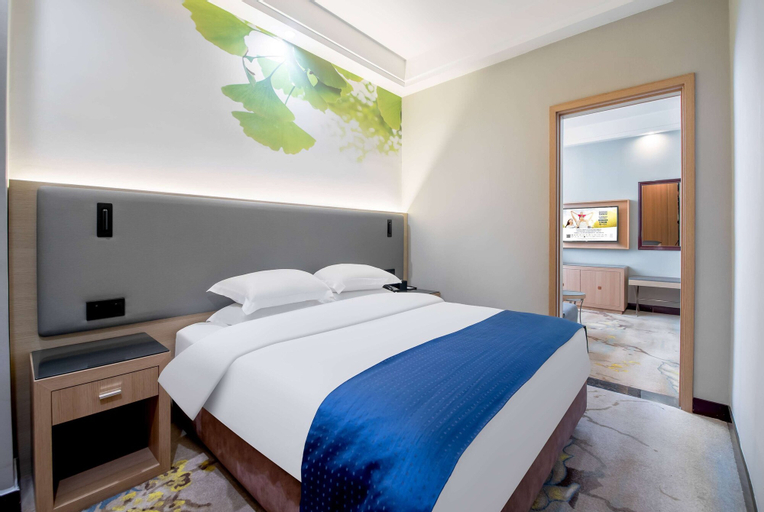 Bedroom 15