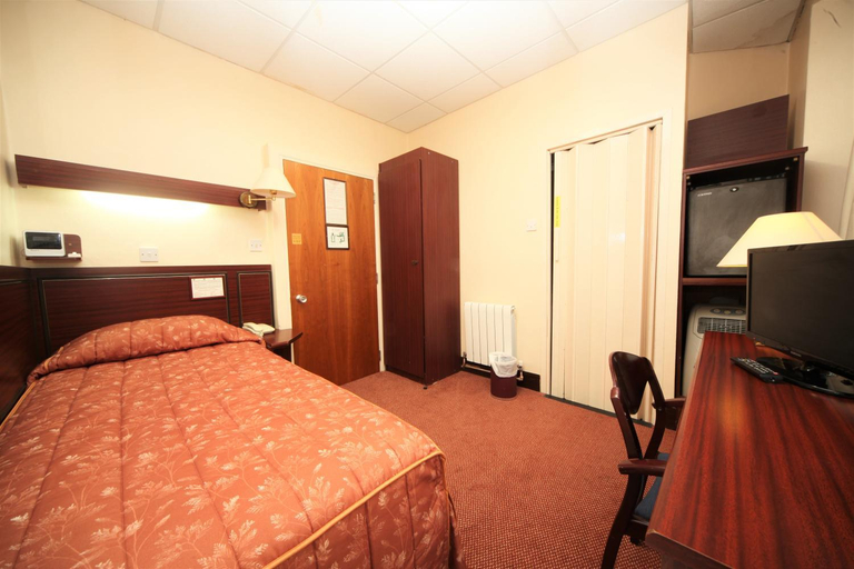 Bedroom 3, Bristol, Gibraltar