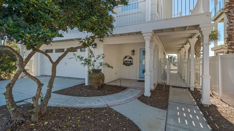 Exterior & Views 2, Gulf-front, Private Pool ~ Stunning Gulf Views From All Levels + Beach Setup, Walton
