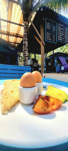 Food & Drinks 4, Blue Mango Hotel, Santa Marta (Dist. Esp.)