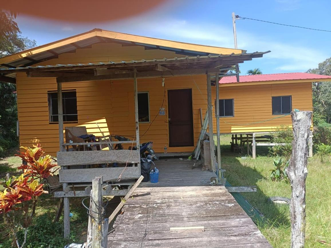 Others 3, Mulu Homestay, Marudi