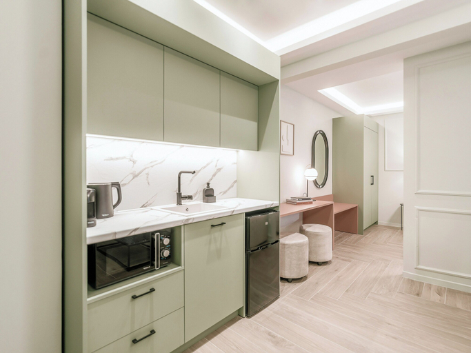Others 5, ASTIKON Xenofontos Suites, Attica