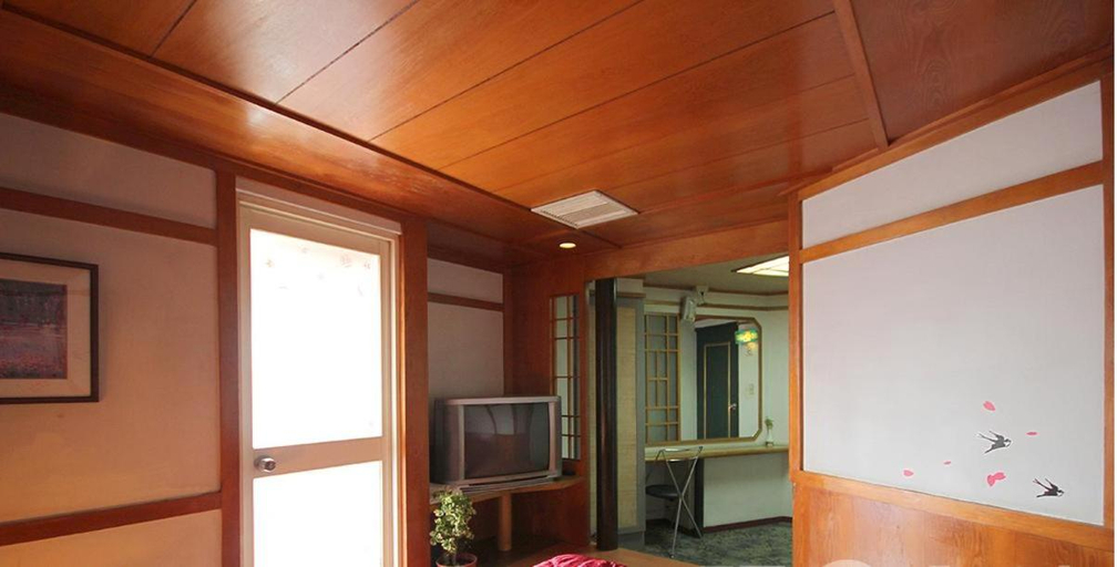 Others 4, Broadway Hotel, Taichung