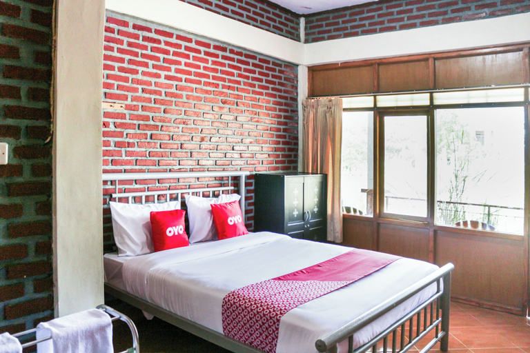 Bedroom 3, Hotel O Villa Ciparay Indah Syariah, Garut
