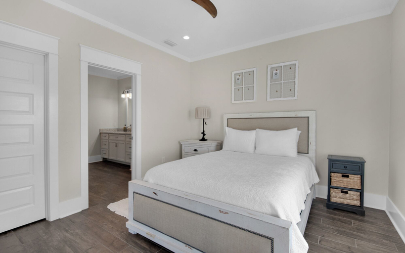 Bedroom 3, Bright and Modern - Down the Street to the Beach, Walton