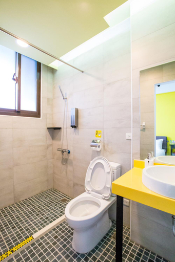Bathroom 5, Central Woods Hostel, Yilan