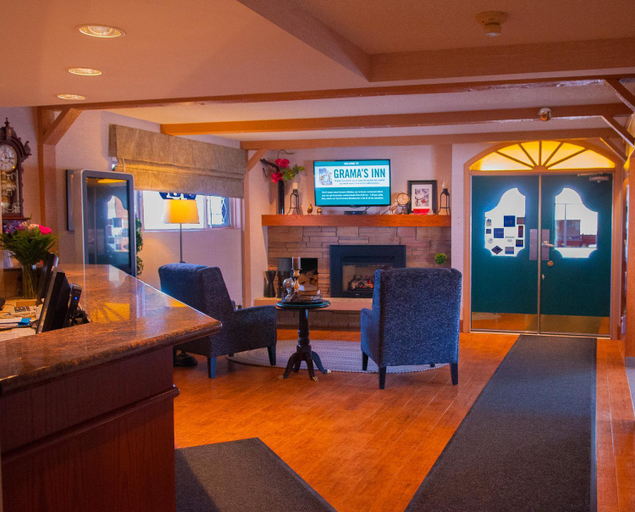 Public Area 2, Grama's Inn, Fraser-Fort George