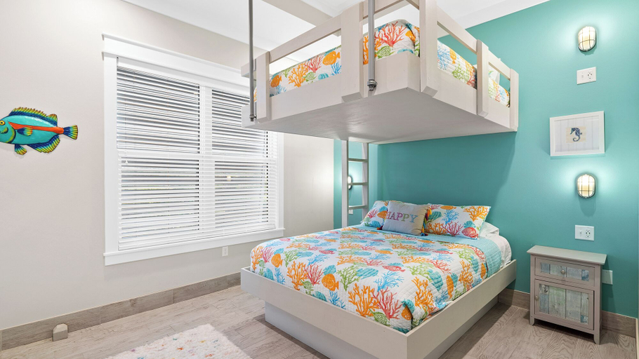 Bedroom 3, Luxury Gulf Front, Private Pool, 6-seater Golf Cart, Free Beach Setup, Bay