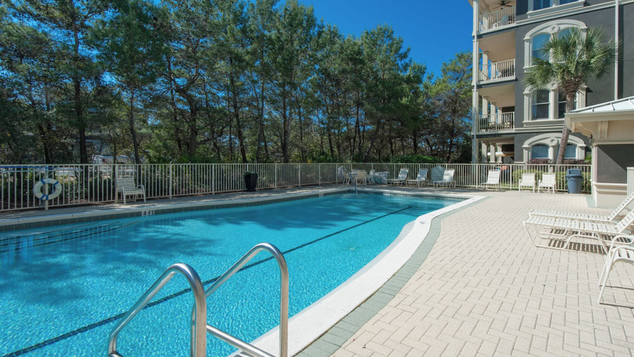 Sport & Beauty 4, 5 Minutes to Beach - Large Complex Pool, Walton