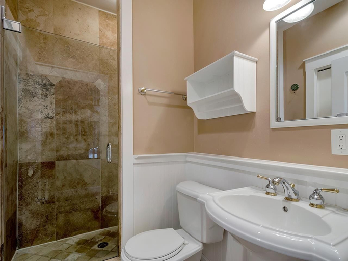 Bathroom 3, Mon Petit Chateau - Gulf Side - Sleeps 8, Walton