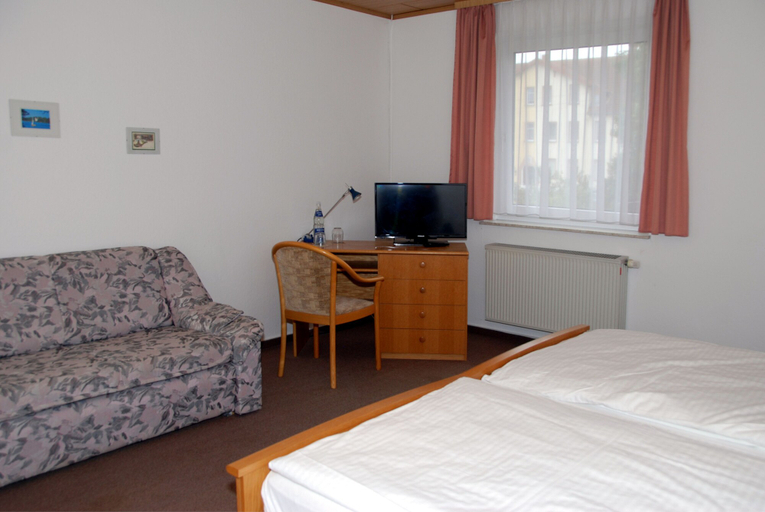 Bedroom 2, Landhaus, Burgenlandkreis