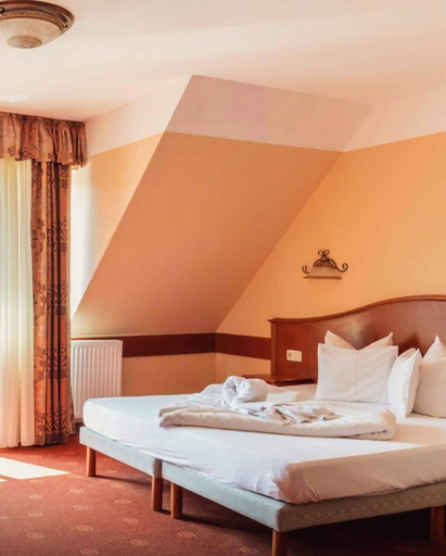 Bedroom 2, Főnix Wellness Panzió Hévíz, Hévíz/Keszthely