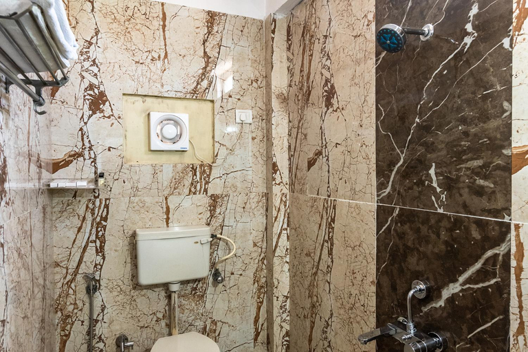 Bathroom 4, Hotel Yorkshire Inn Mount Abu, Sirohi