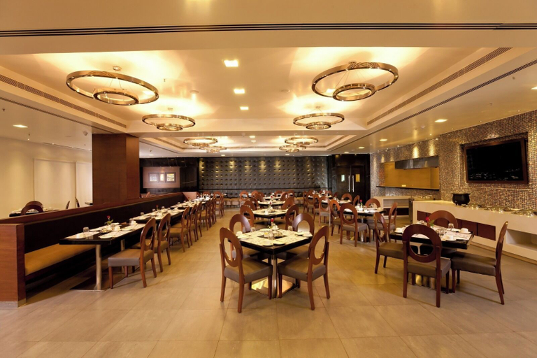 Food & Drinks 3, Hotel Shelton Rajamahendri, East Godavari