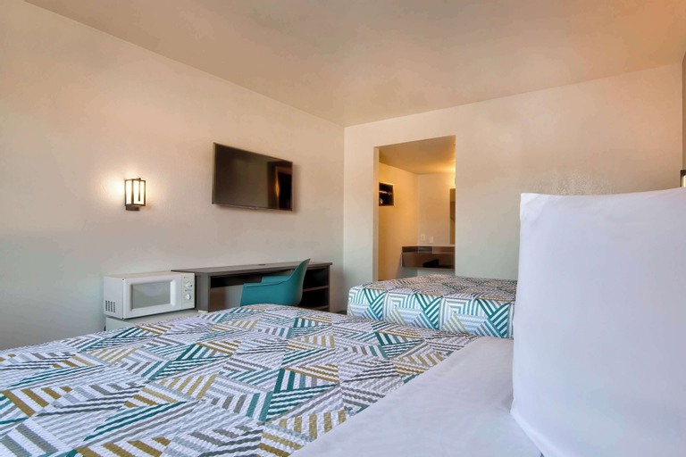Bedroom 9