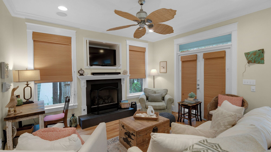 Others 5, Dog-friendly Gulf Side Cottage & 6 Minutes to Beach + Community Pool & Bikes, Walton
